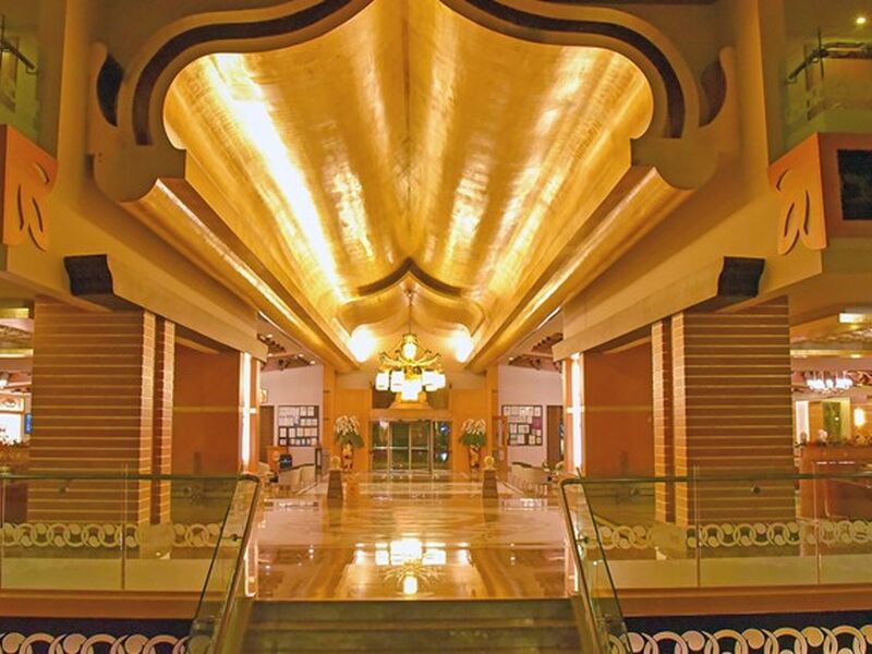 Royal Dragon Hotel