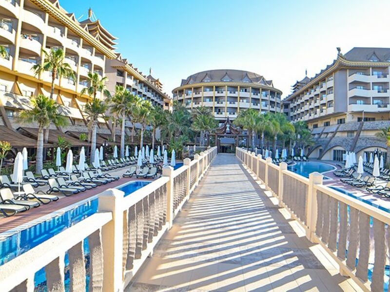 Royal Dragon Hotel